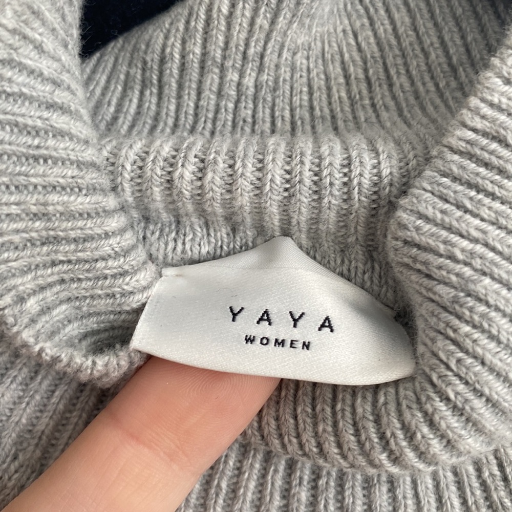 YAYA Grey Sweater Dress - Picture 3 of 9
